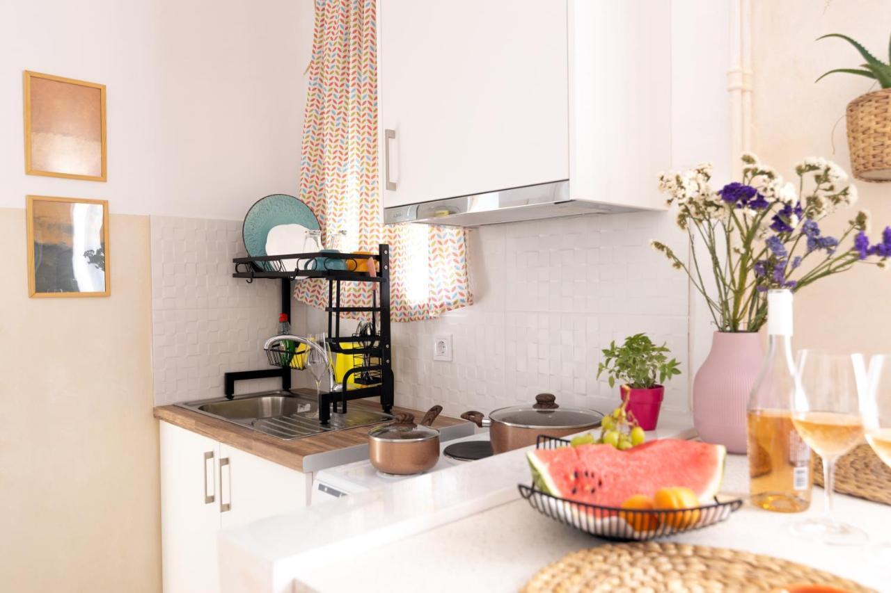 Апартаменты Mediterranean House - 12 Min From Acropolis! Афины Экстерьер фото