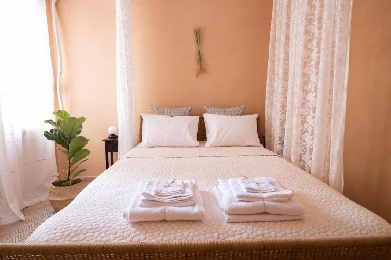 Апартаменты Mediterranean House - 12 Min From Acropolis! Афины Экстерьер фото
