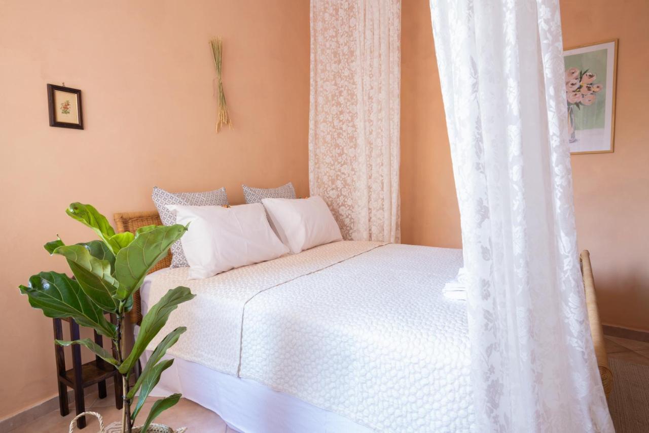 Апартаменты Mediterranean House - 12 Min From Acropolis! Афины Экстерьер фото
