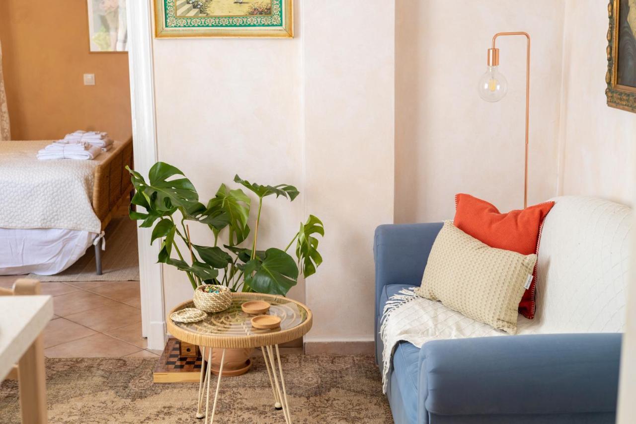 Апартаменты Mediterranean House - 12 Min From Acropolis! Афины Экстерьер фото