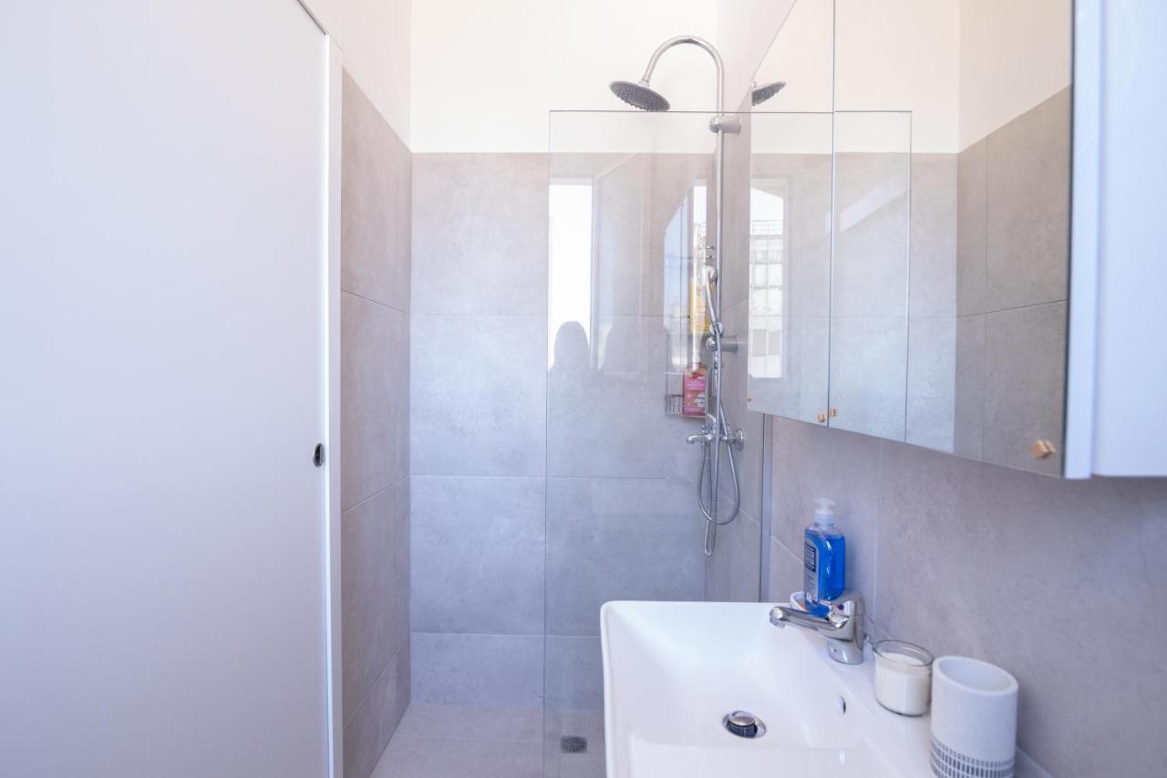 Апартаменты Mediterranean House - 12 Min From Acropolis! Афины Экстерьер фото